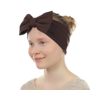 Ruskea rusetillinen panta